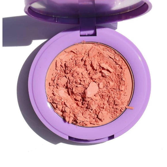 Half Caked In Bloom Powder Blush “Me & You.”
New - Picture 5 of 7